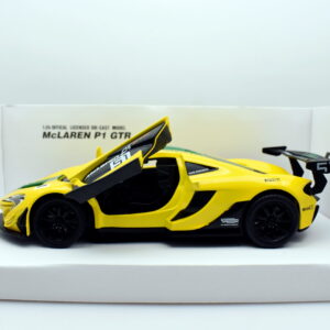 Modellino Auto Scala 1:24 Mclaren P1 GTR racing modellismo statico