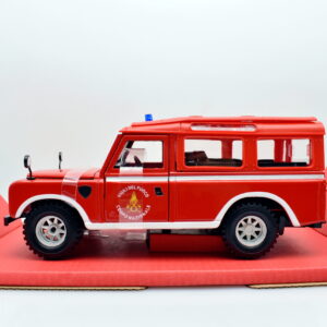 Modellino auto pompieri vigili del fuoco scala 1:24 Land rover series II Burago diecast modellismo da collezione