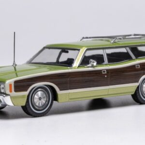 Modellino auto scala 1:43 Ixo ModelFORD LTD COUNTRY SQUIRE 1972 GREEN diecast modellismo statico