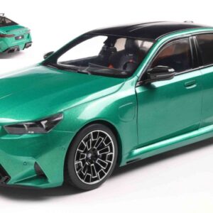 Modellino auto scala 1:18 Solido BMW M5 M 2025 diecast modellismo statico