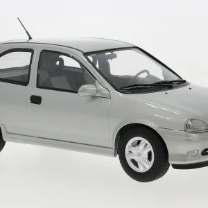 Modellino auto scala 1:18 OPEL CORSA B GSI 1993 SILVER diecast modellismo statico