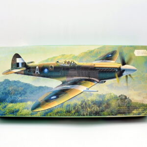 Modellino model kit montaggio SPITFIRE F R MK 14E FIGHTER RECON fujimi scala 1:72 modellismo