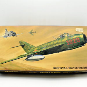 Modellino model kit montaggio MIG17 NVAF NGUYEN VAN BAY hasegawa scala 1:72 modellismo