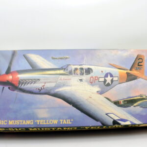 Modellini aerei militari model kit montaggio P-51C MUSTANG YELLOW TAIL hasegawa scala 1:72 modellismo