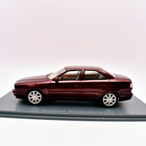 Modellino auto scala 1:43 maserati quattroporte Neo modellismo da collezione