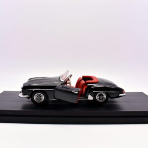 Modellino auto scala 1:43 mercedes 190 SL diecast modellismo collezione Rio