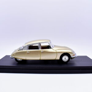 Modellino auto scala 1:43 citroen DS 21 diecast modellismo collezione Rio