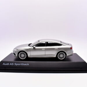 Modellino auto scala 1:43 Audi A5 sportback diecast modellismo statico collezione