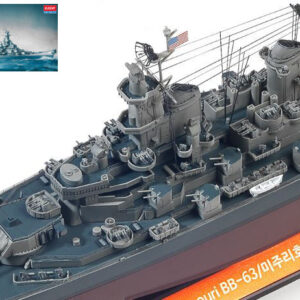 Modellino nave da montare model kit di montaggio USS MISSOURI (02.09.1945 RESA GIAPPONE) KIT 1:700 modellismo