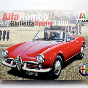Modellino auto model kit di montaggio Italeri ALFA ROMEO GIULIETTA SPIDER scala 1:24