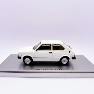 Modellino auto scala 1:43 fiat 127L 3P Kess modellismo statico