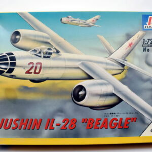 Modellini aerei model kit montaggi ILJUSHIN IL-28 BEAGLE italeri scala 1:72 modellismo