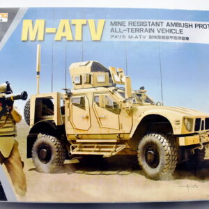 Modellino model kit montaggio carri armati tank M-ATV kinetic scala 1:35 modellismo