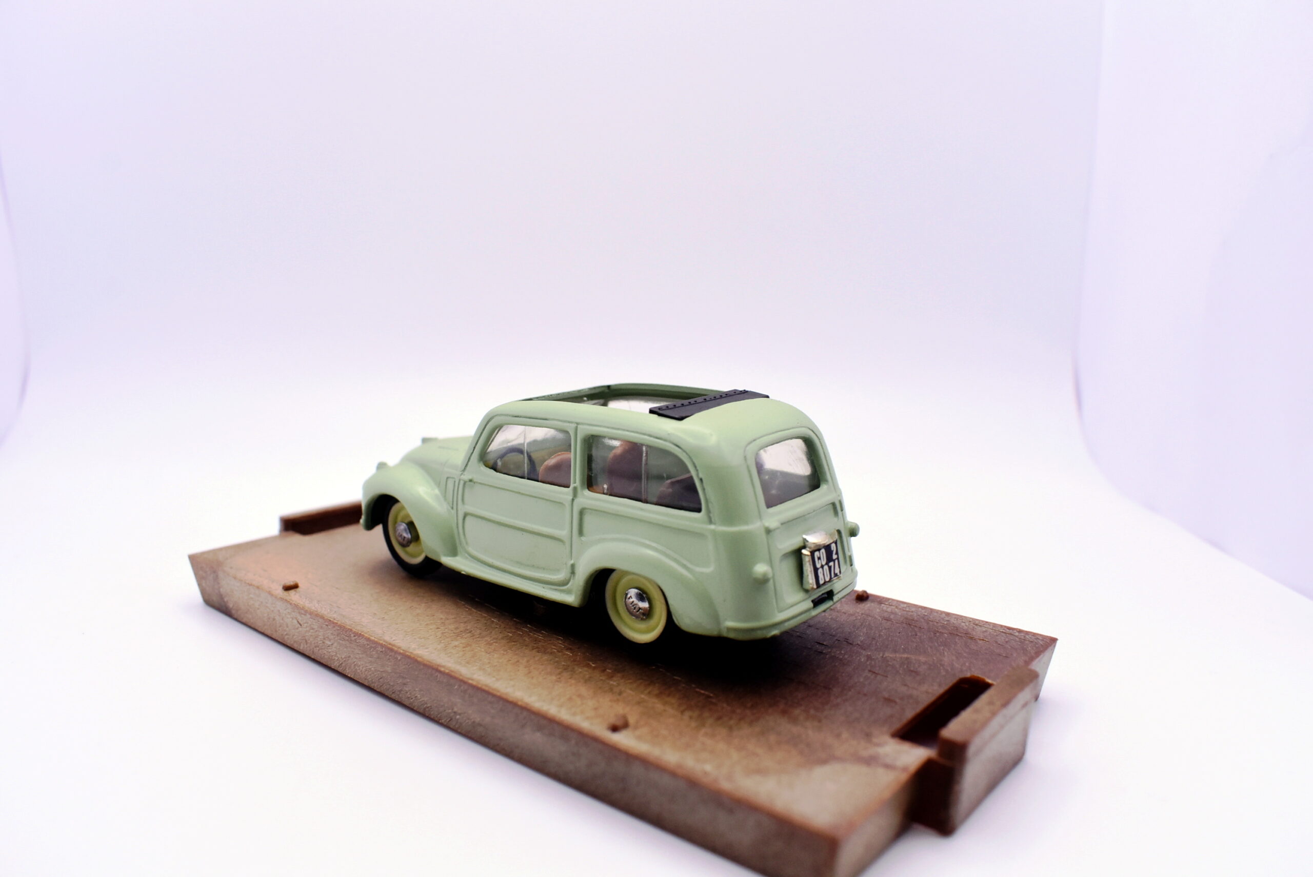 Modellino auto scala 1:43 Fiat 500 giardinetta Brumm diecast modellismo statico - immagine 4