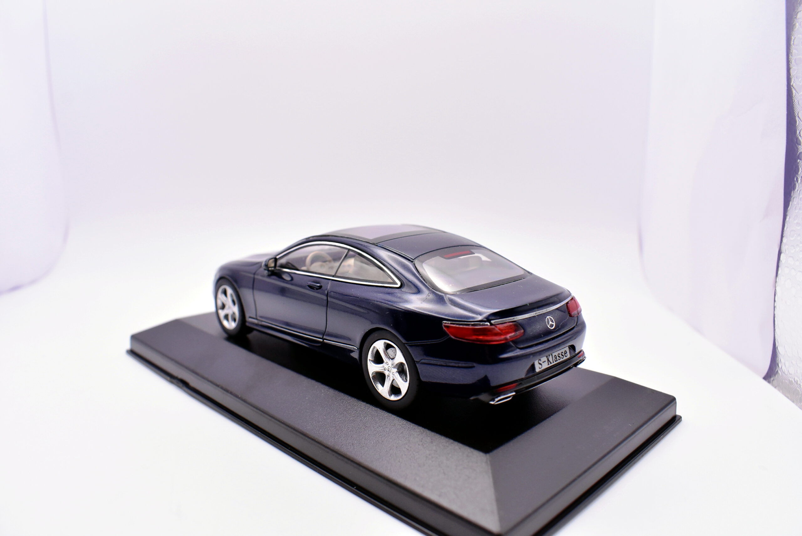 Modellino auto mercedes S klasse scala 1:43 diecast modellismo statico - immagine 3