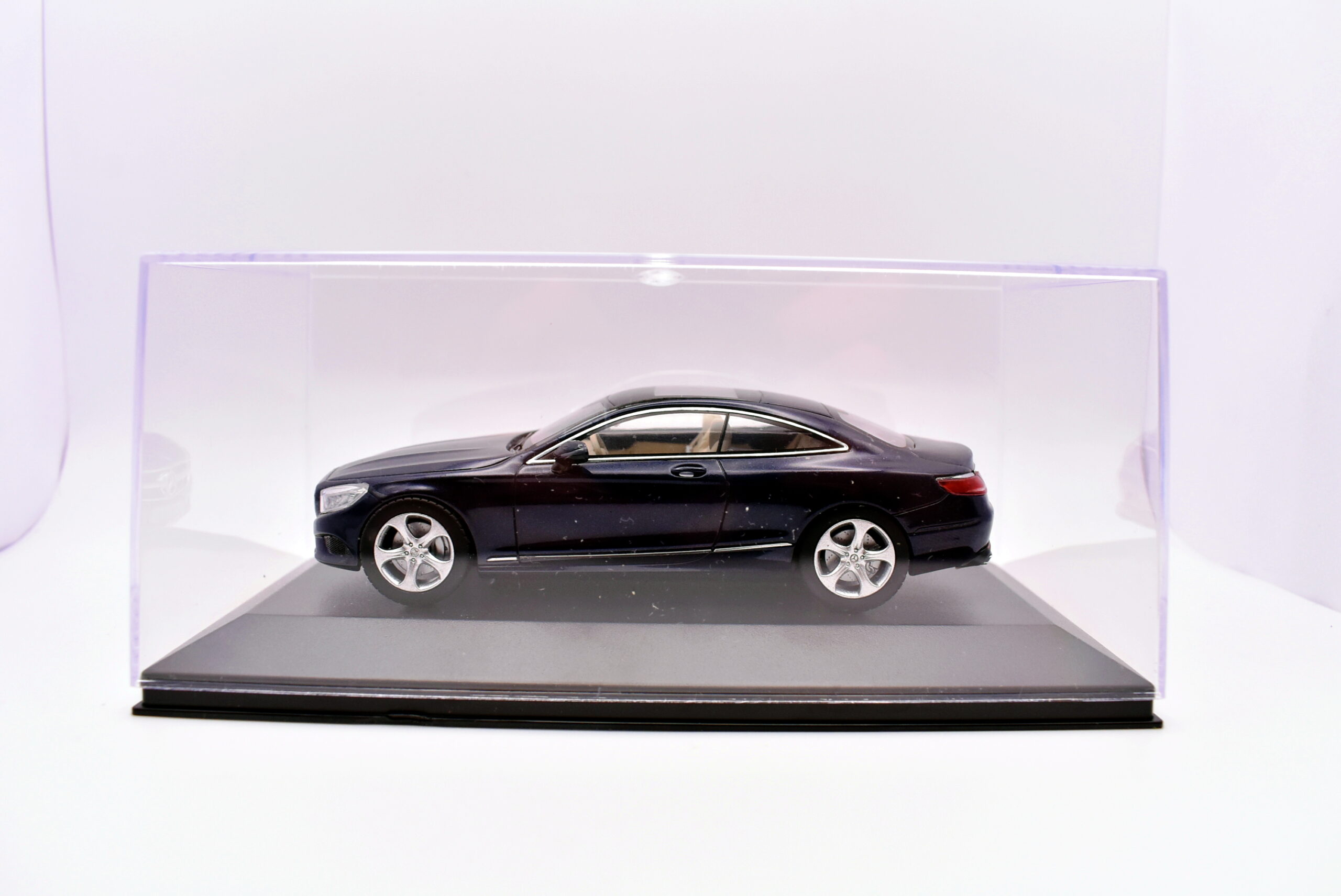 Modellino auto mercedes S klasse scala 1:43 diecast modellismo statico - immagine 4