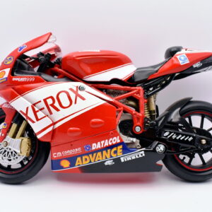 Modellino moto scala 1:12 ducati 999 F06 troy bayliss modellismo motorcycle bike