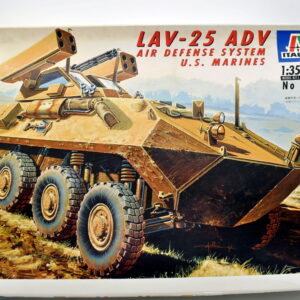 Modellino model kit montaggio carri armati tank  LAV 25 ADV AIR DEFENSE SYSTEM italeri scala 1:35 modellismo