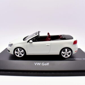 Modellino auto scala 1:43 VW golf schuco modellismo statico