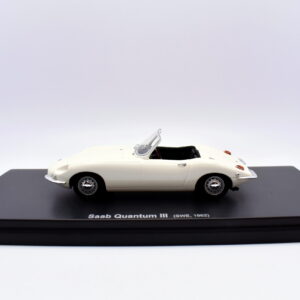 Modellino auto scala 1:43 Saab quantum III modellismo statico collezione