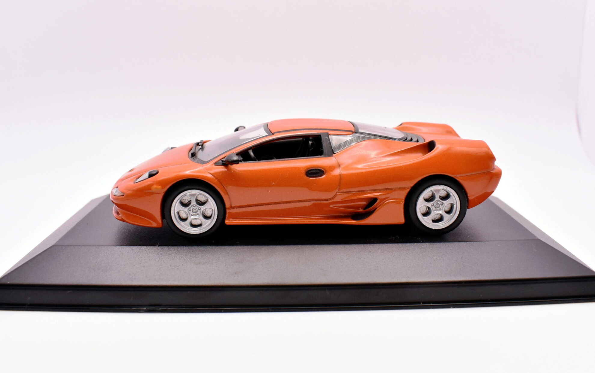 Modellino auto lamborghini canto scala 1:43 diecast modellismo