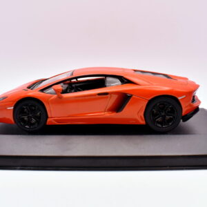 Modellino auto lamborghini aventador scala 1:43 diecast modellismo statico