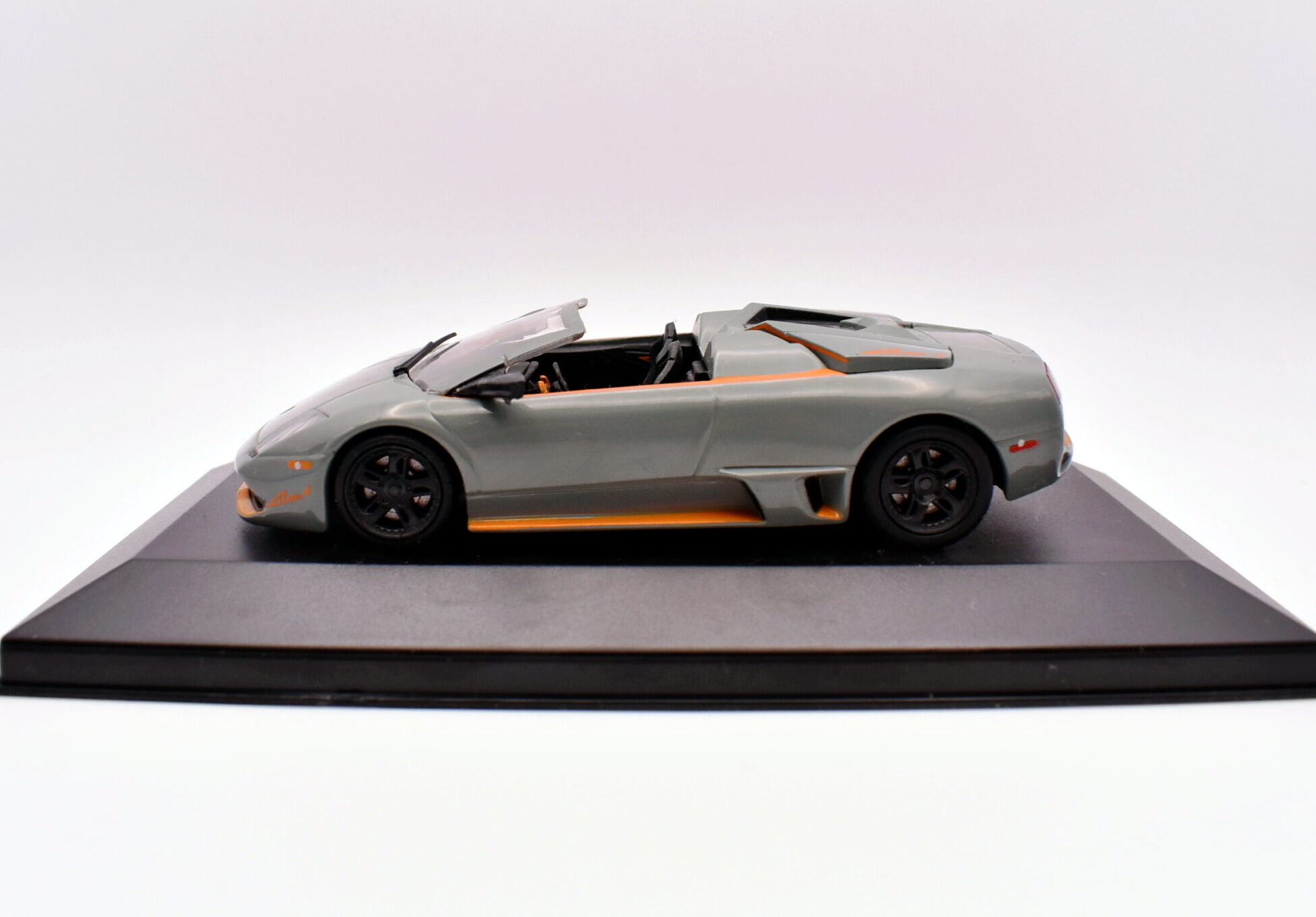 Modellino auto lamborghini murcielago scala 1:43 diecast modellismo statico