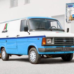Modellino MODEL KIT scala 1:24 camion Italeri FORD TRANSIT modellismo