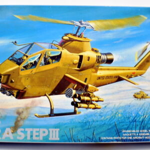 Modellino model kit montaggio elicottero AH-1S COBRA STEP III fujimi scala 1:72 modellismo