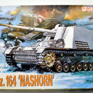 Modellino model kit montaggio carri armati tank SD. KFZ 164 NASHORN dragon scala 1:35 modellismo