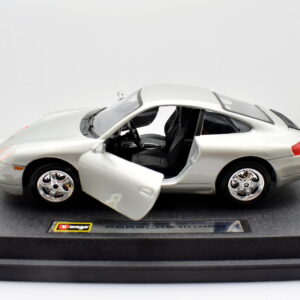 Modellino auto scala 1:24 porsche 911 carrera Burago diecast modellismo da collezione