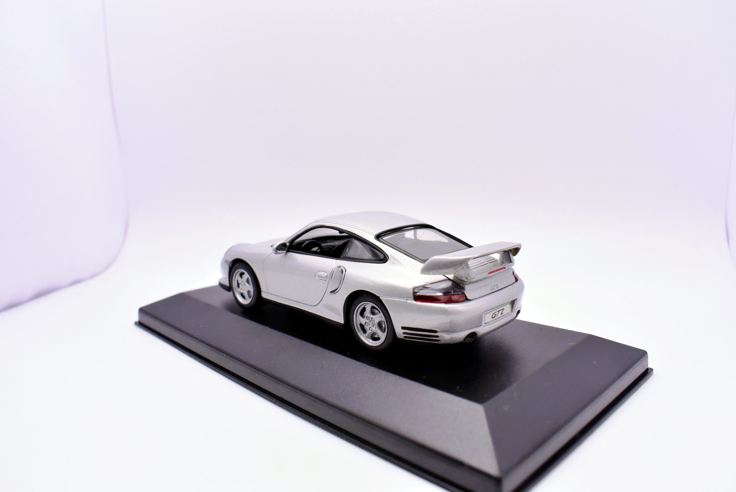 Modellino auto scala 1:43 porsche 911 modellismo da collezione - immagine 3