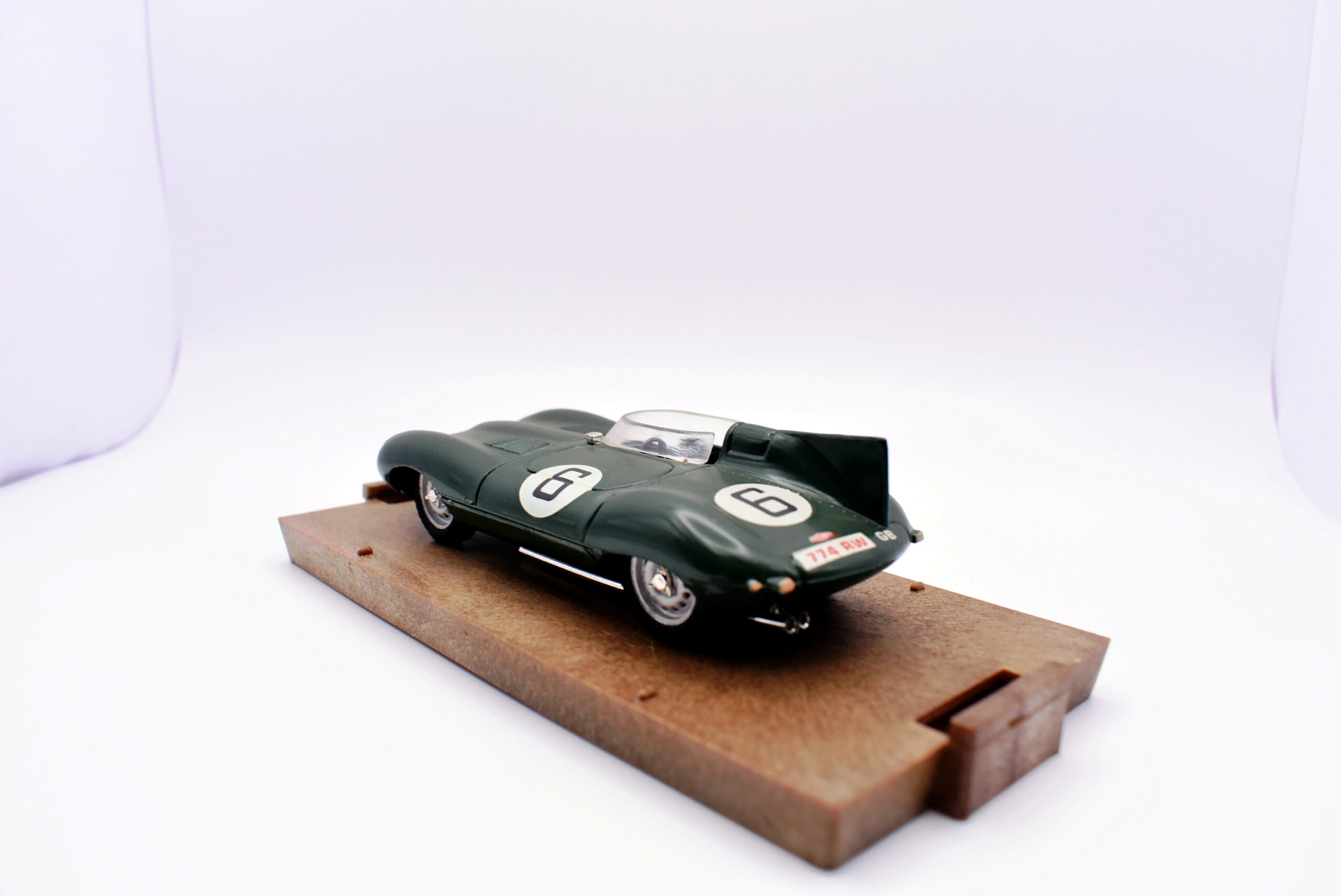 Modellino auto scala 1:43 jaguar d-type Brumm diecast modellismo statico - immagine 4