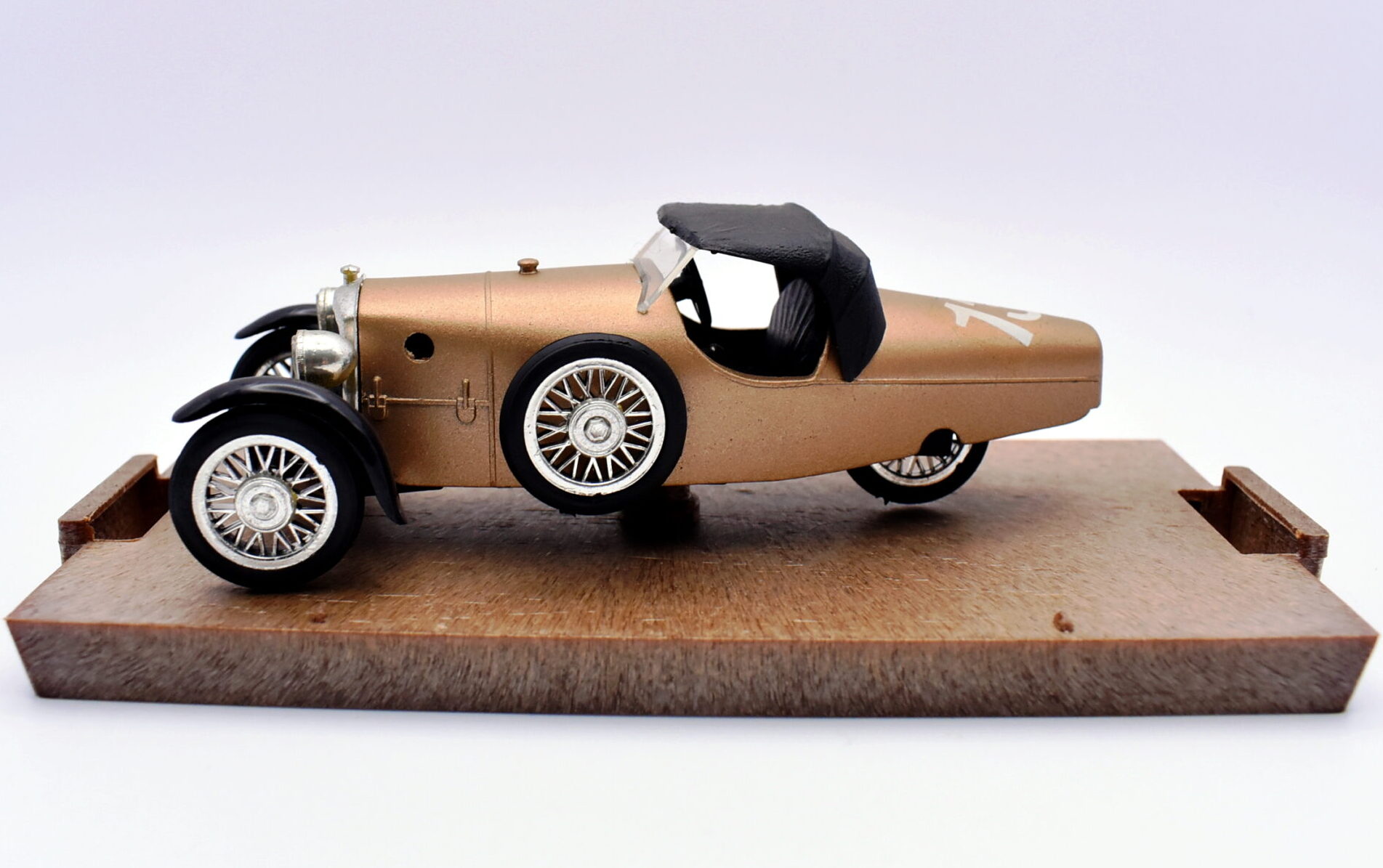 Modellino auto scala 1:43 sanford cyclecar Brumm diecast modellismo statico