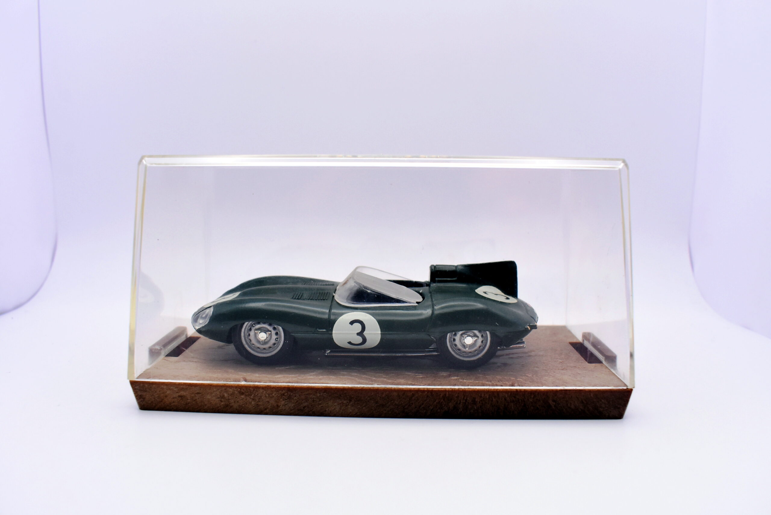 Modellino auto scala 1:43 jaguar D-type Brumm diecast modellismo statico - immagine 4