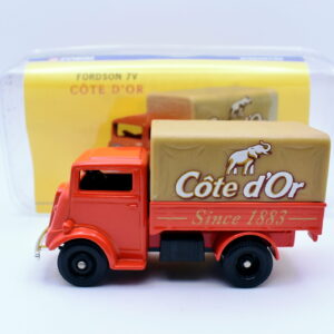 Modellino Camion scala 1:66 fordson cote d'or barilla diecast modellismo da collezione