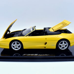 Modellino Auto Scala 1:43 ferrari F355 Kyosho modellismo statico