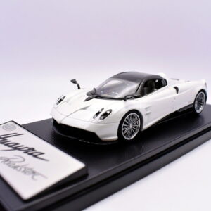 Modellino auto scala 1:43 pagani huayra roadster lcd modellismo statico