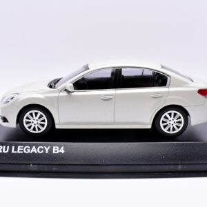 Modellino Auto Scala 1:43 subaru legacy B4 Kyosho modellismo statico