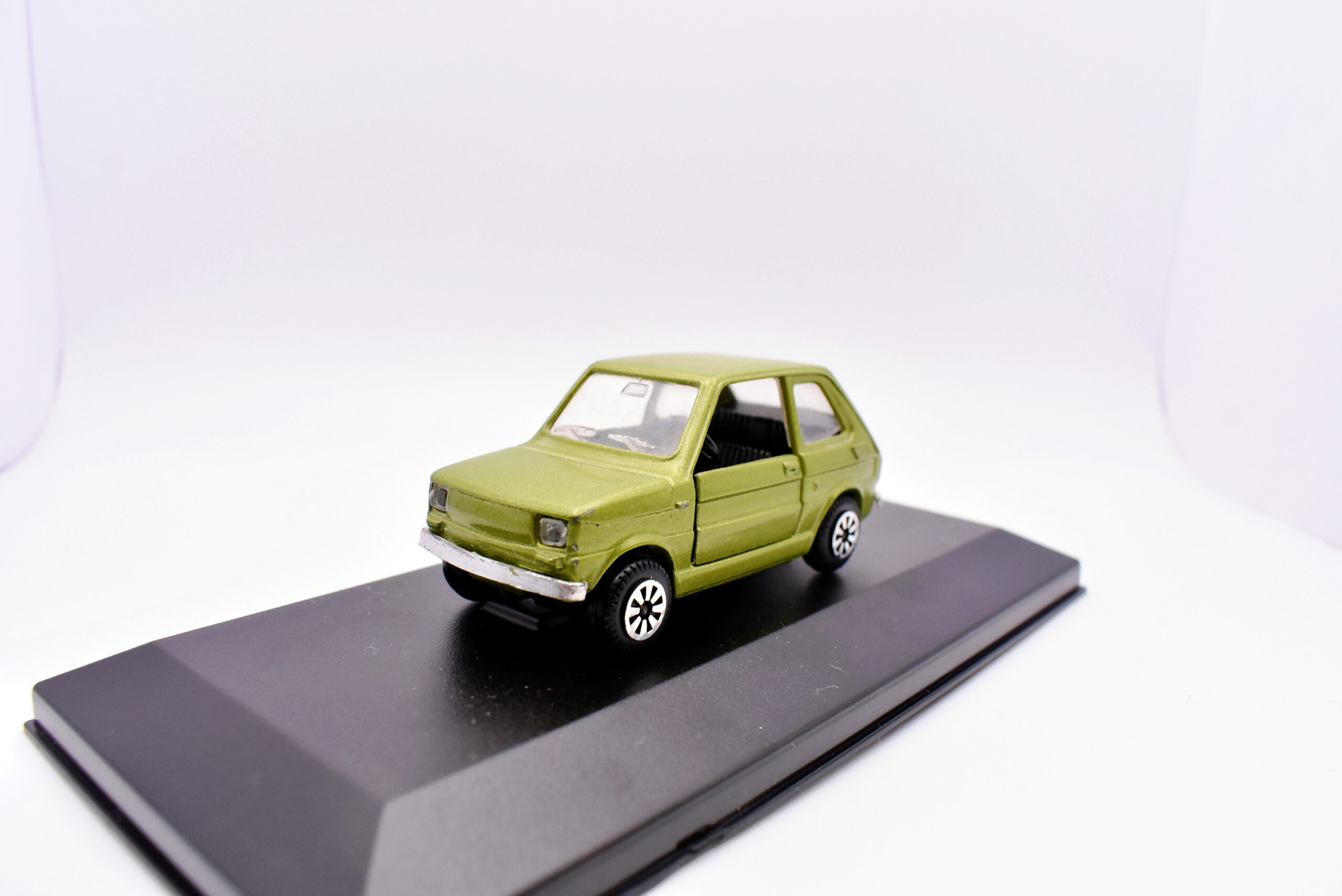 Modellino auto scala 1:43 Fiat 126 Polistil diecast modellismo da collezione - immagine 3