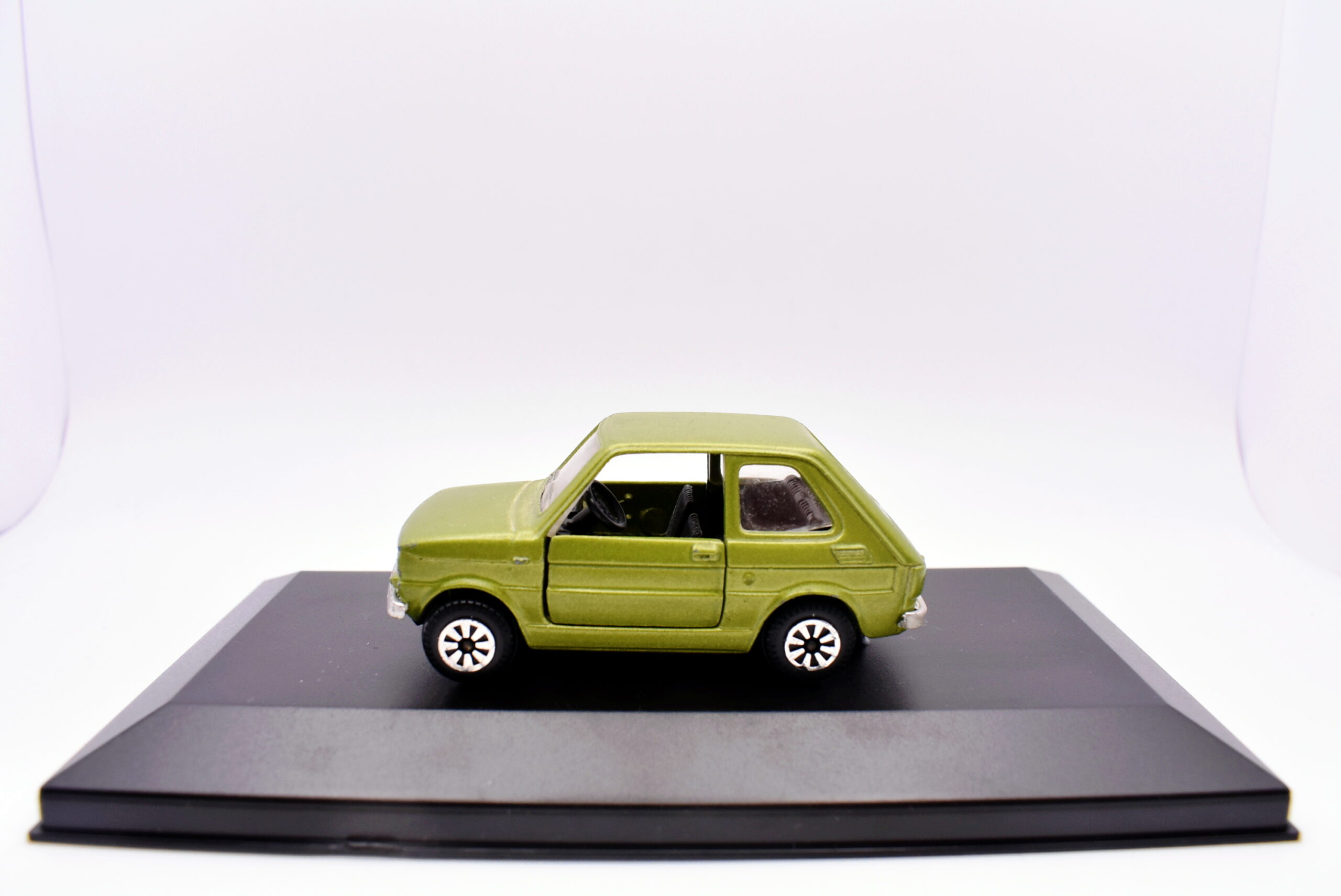 Modellino auto scala 1:43 Fiat 126 Polistil diecast modellismo da collezione - immagine 4