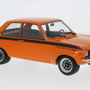 Modellino auto scala 1:18 OPEL ASCONA A 1973 modellismo statico