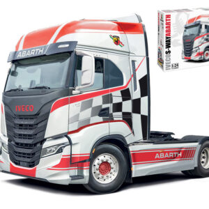 Modellino camion kit di montaggio Italeri  IVECO S-WAY ABARTH (SHOW TRUCK) KIT 1:24 modellismo