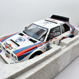 Modellino auto rally scala 1:18 LANCIA delta S4 RALLY autoart diecast modellismo da collezione