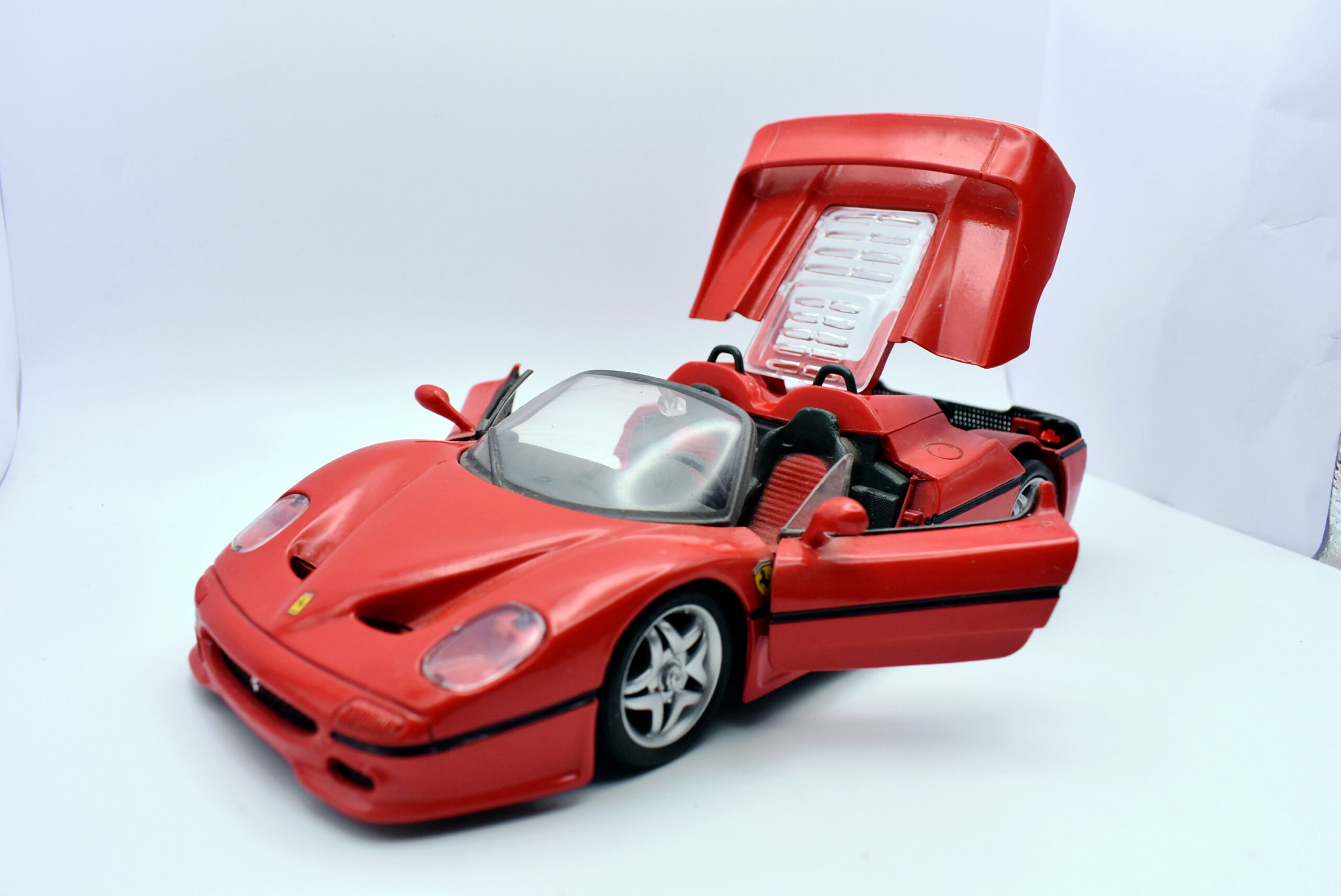 Modellino auto scala 1:24 Ferrari F50 maisto modellismo statico da collezione