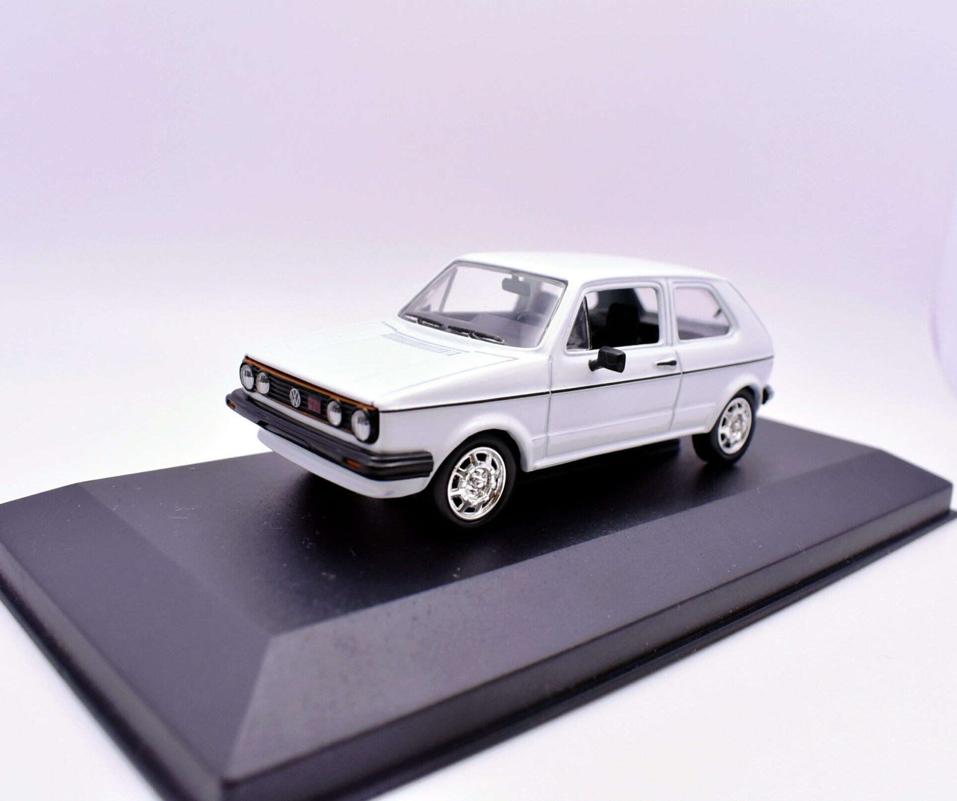 Modellino Auto Scala 1:43 VW golf gti diecast modellismo statico