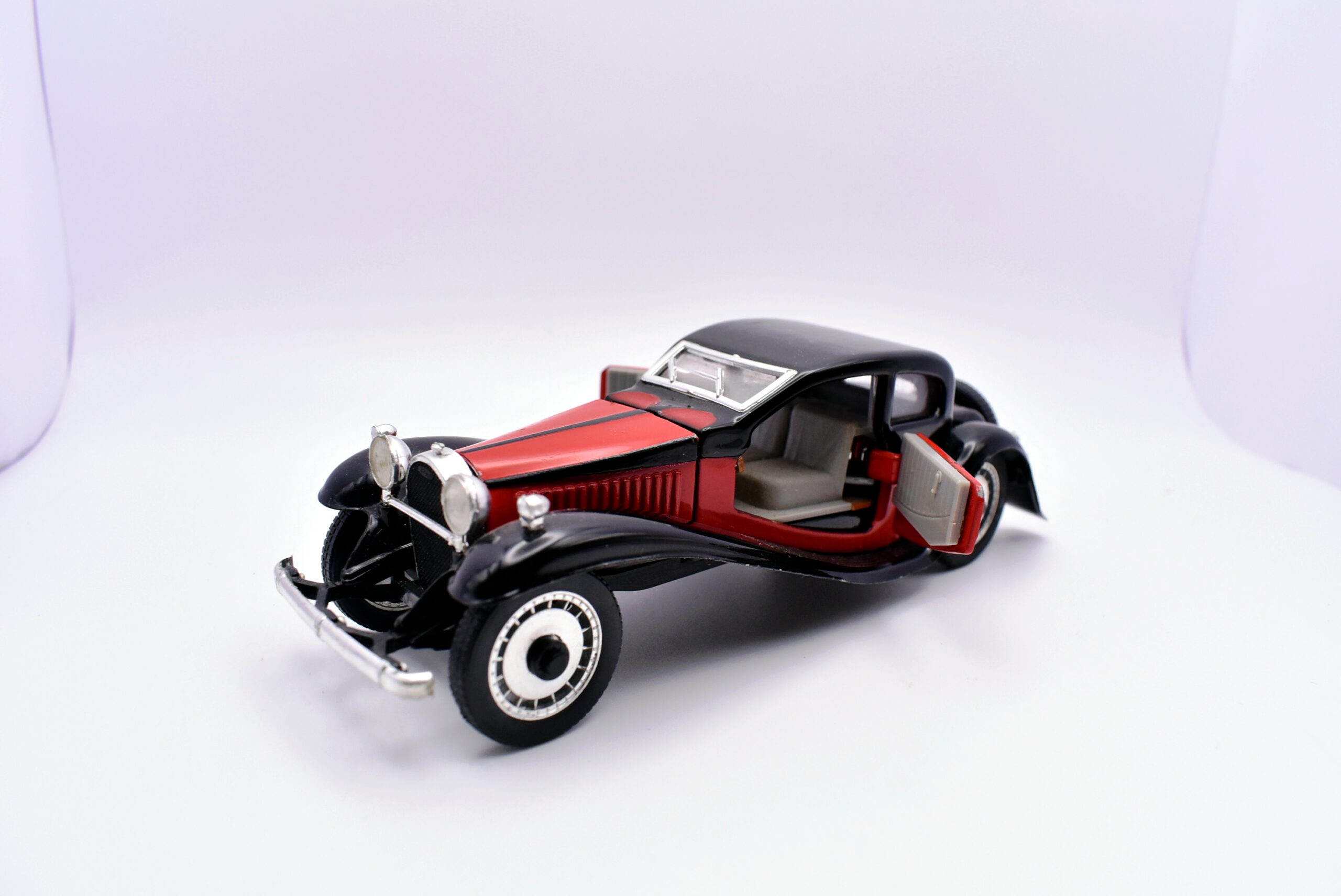 Modellino auto scala 1:43 bugatti t50 Rio diecast modellismo statico usati - immagine 5