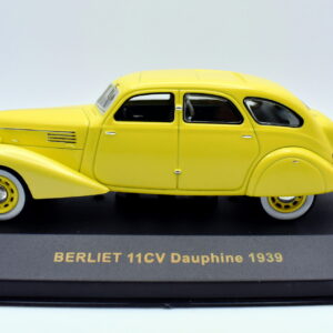 Modellino auto scala 1:43 berliet 11CV dauphine ixo diecast collezione modellismo