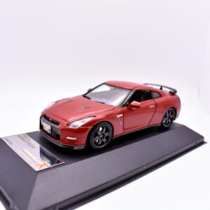 Modellino auto scala 1:43 nissan gt-r diecast modellismo ixo