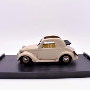 Modellino auto scala 1:43 fiat 500 topolino diecast modellismo collezione brumm